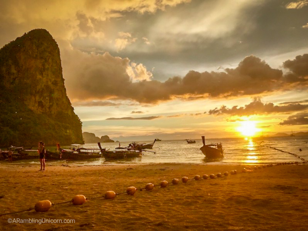 Railay Beach Sunset: A Magical Experience in a Thai Paradise
