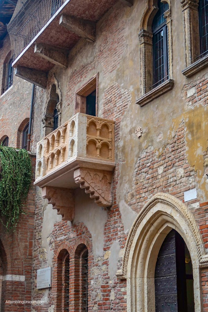 Verona in 24 hours: Juliet's Balcony. Supposedly.
