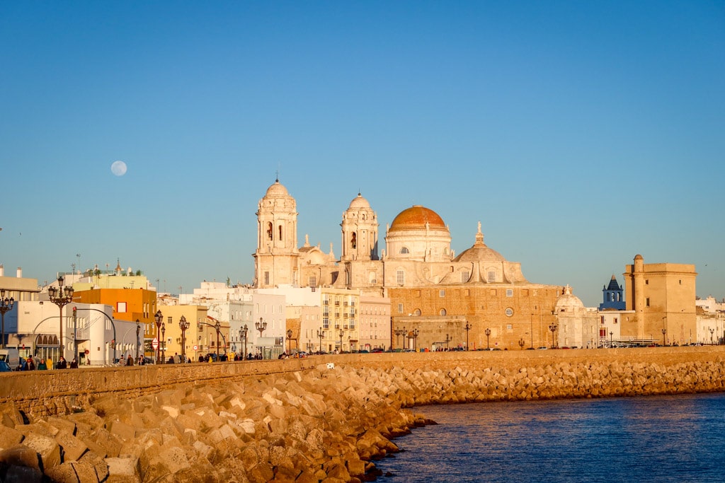10-things-to-do-in-cadiz-a-charming-spanish-city-with-old-world-charm