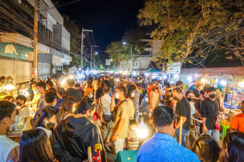 Chiang Mai Sunday Market: Thailandâ€™s Famous Walking Street